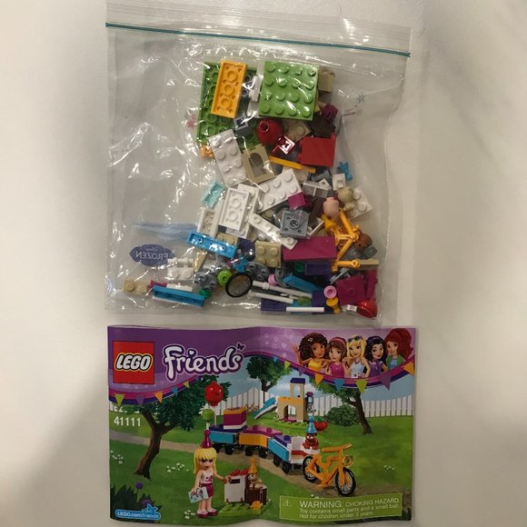 LEGO Friends Party Train (109 Piece) - Picture 3 of 3